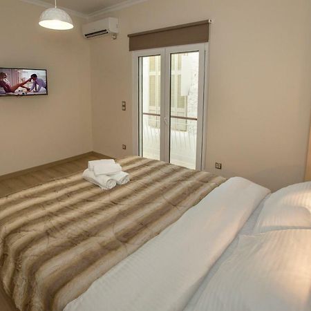 Spacious & Convenient Place Near Acropolis Museum By Ghh Athen Eksteriør billede