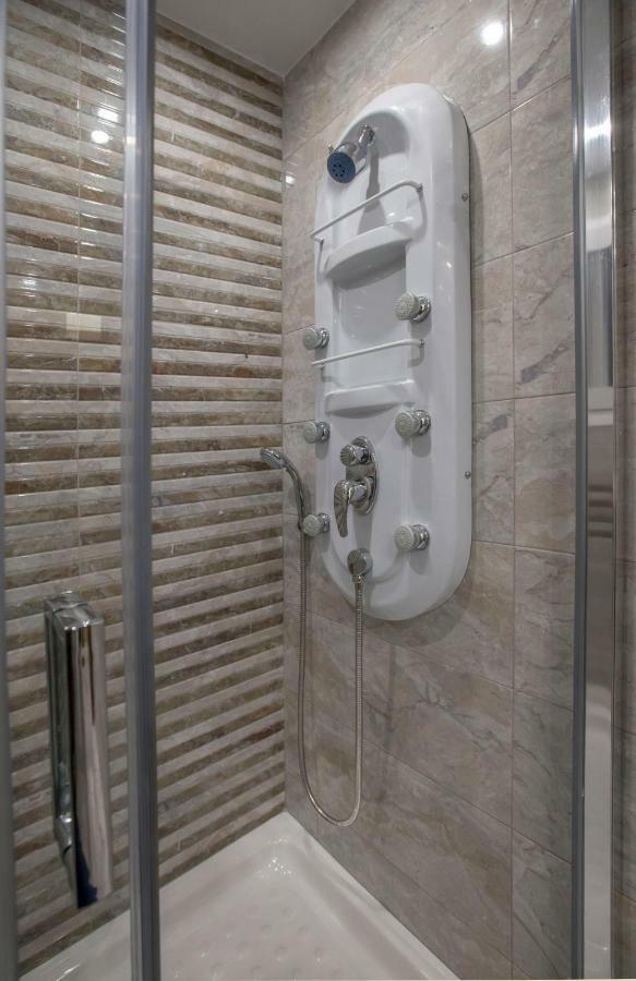 Spacious & Convenient Place Near Acropolis Museum By Ghh Athen Eksteriør billede
